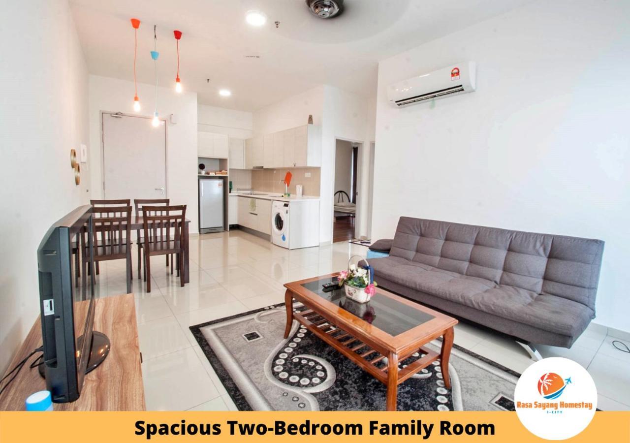 Rasa Sayang Homestay @ I-Soho, I-City Шах-Алам Экстерьер фото